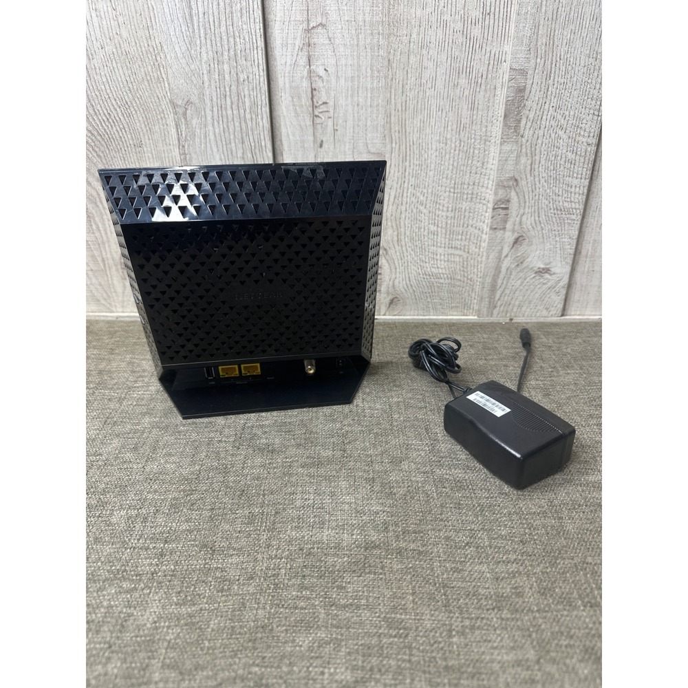 Netgear AC1600 Dual Band WiFi Cable Modem Router - Picture 2 of 6